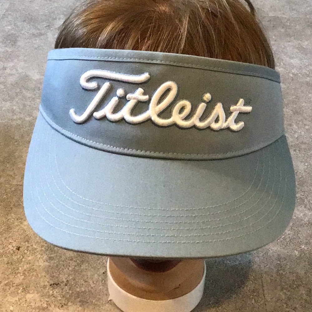 Titleist golf visor